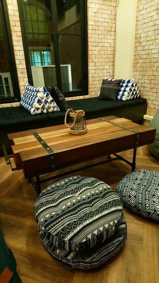 Natee Hostel Бангкок Экстерьер фото